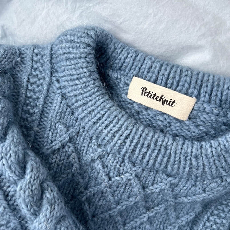 Petiteknit Label