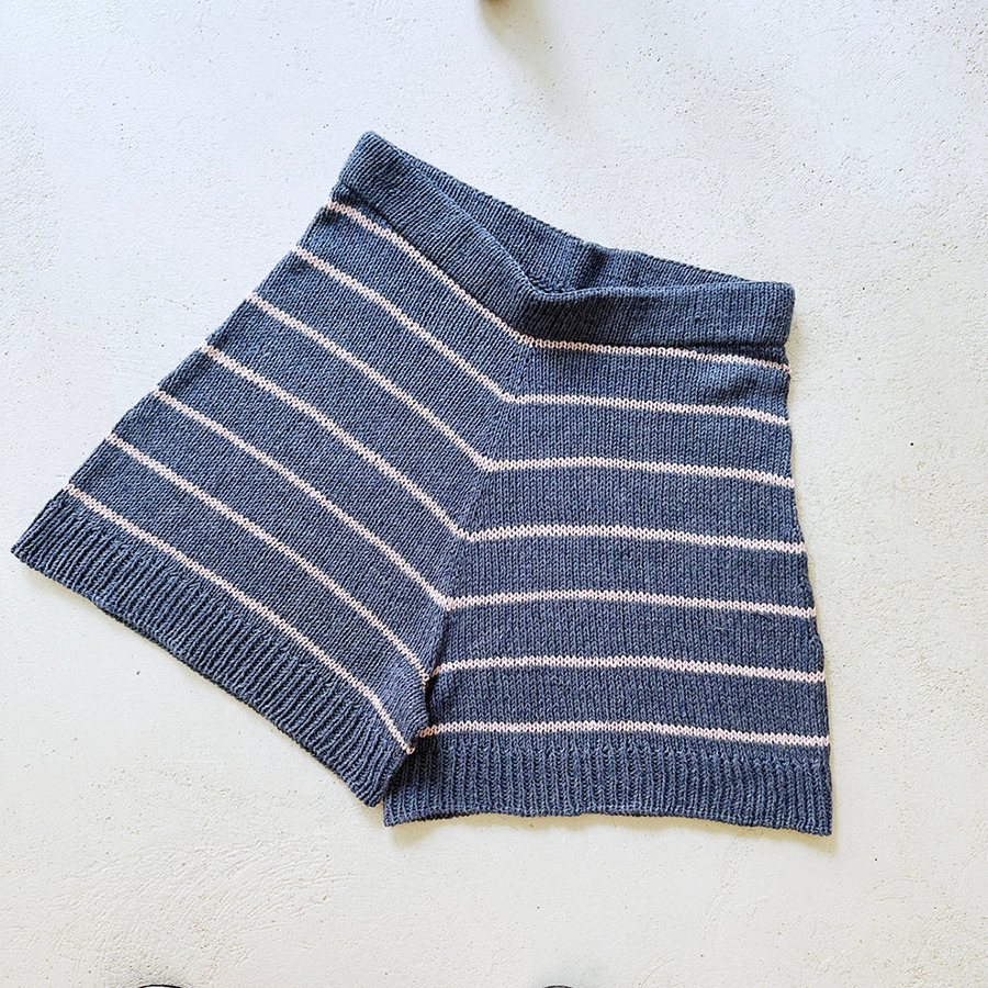 Basic A-Shape Shorts - Garnkit