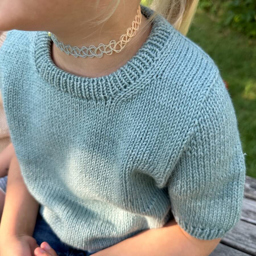 Poppy Tee Junior - Strikkekit